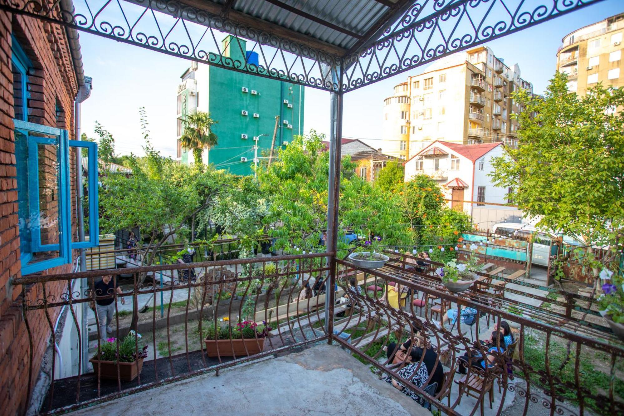 Book Hotel Kʼutʼaisi Exterior foto